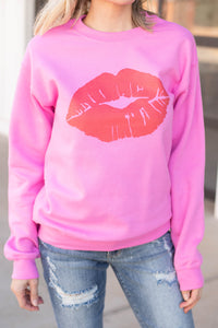 cute kiss graphic sweatshirt